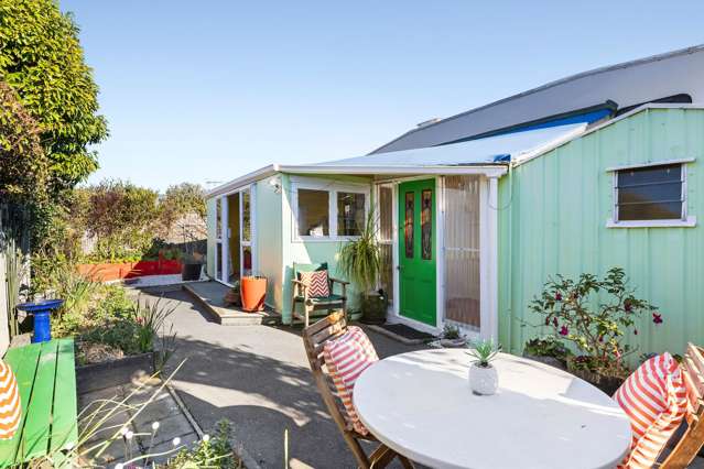 P75/70 Beach Road Tahunanui_1
