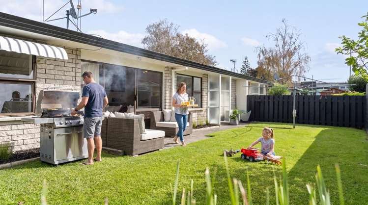 2/88 Edgecumbe Road Avenues_4