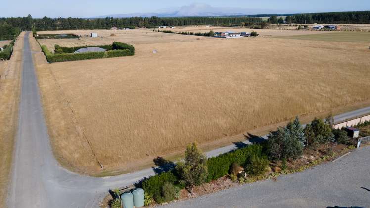 525 Downs Road West Eyreton_23