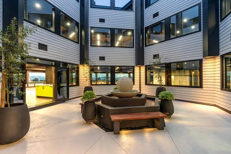 10 Hutt Road Petone_9