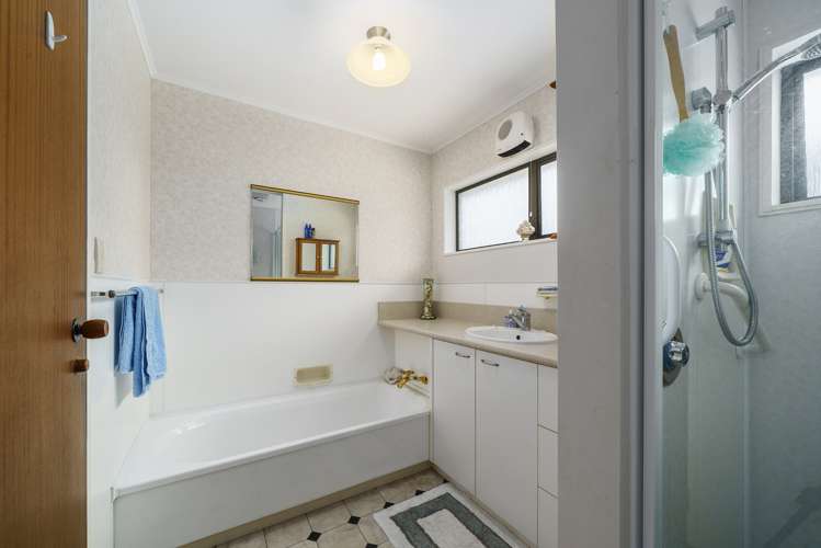 36 Queens Road Waikanae Beach_14