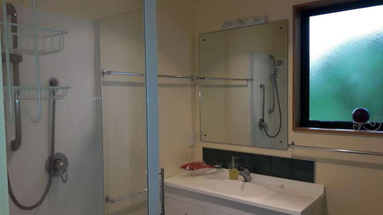 1a Ranui Crescent Diamond Harbour_12