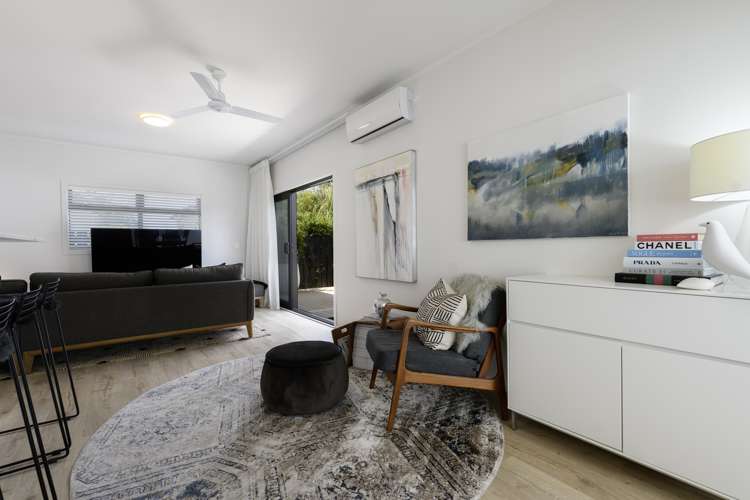 36a Millers Road Brookfield_12