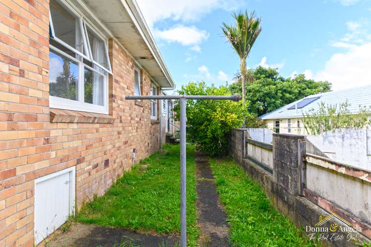 4/15A Frost Road Mount Roskill_17