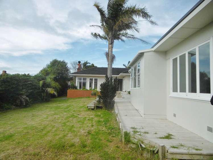 123 Shakespeare Road Milford_25