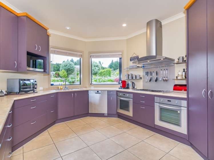 5 Marua Palm Grove Timberlea_11