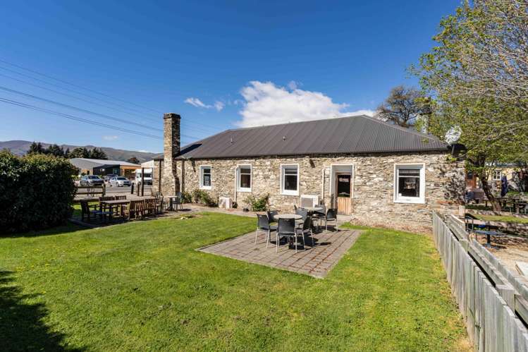 Luggate Hotel Luggate_1