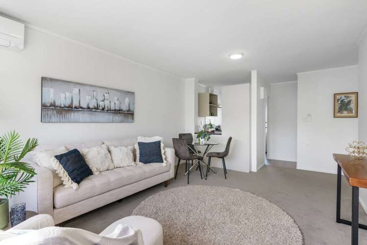 2/27 Harwood Road Mount Wellington_5
