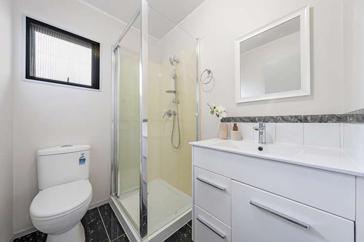 2/4 Brian Avenue Forrest Hill_15