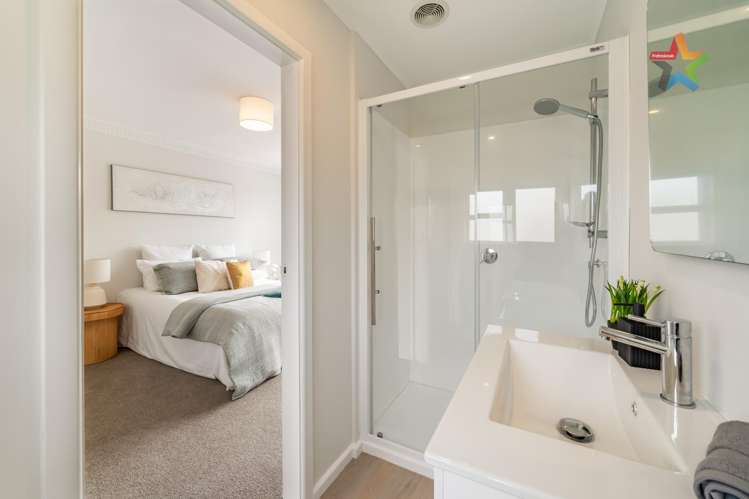 41 Holyoake Crescent Avalon_12