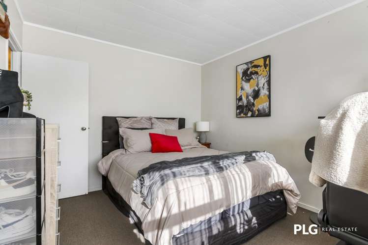 4 Awakino Place_5