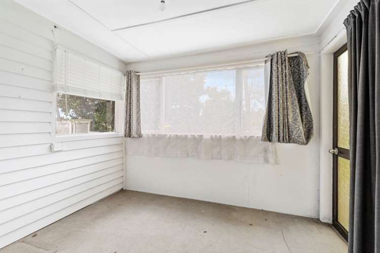 51 Whitford Park Road Whitford_15