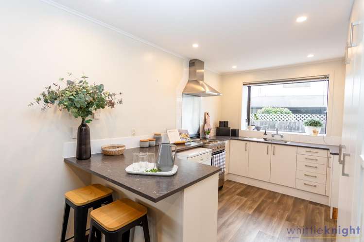 22 Geraldo Place Russley_5