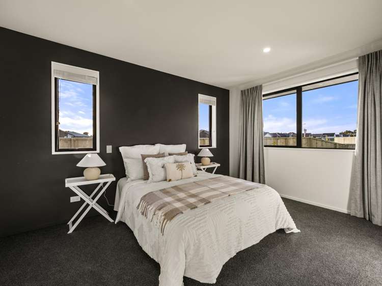 2 Orwell Way Elgin_13