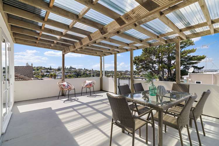 42 Seacliffe Road Hillsborough_9