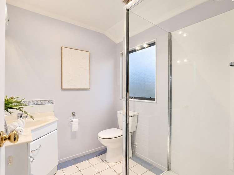 1 Roderick Place Rototuna_24