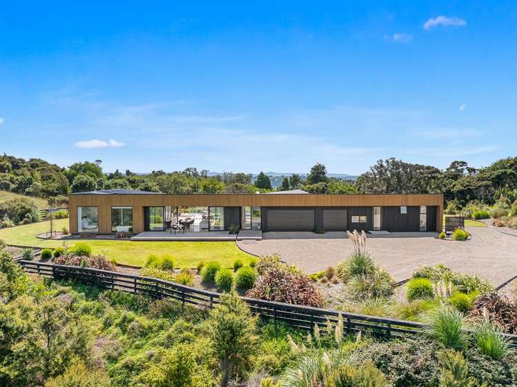 983b Hibiscus Coast Highway Waiwera_13