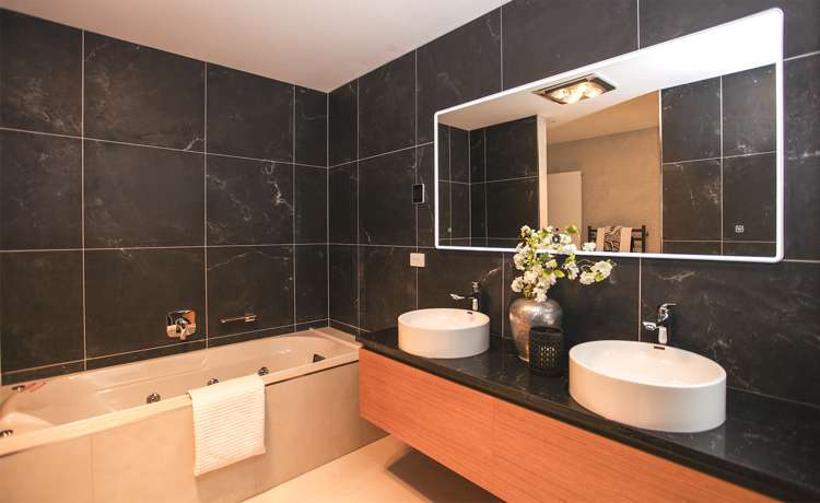 74 Armstrong Farm Drive East Tamaki Heights_15