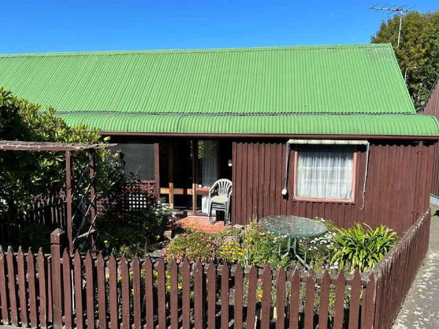 LYTTELTON - ONE BEDROOM WITH HEAT PUMP