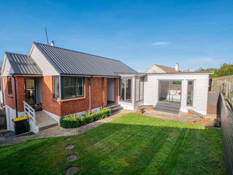 89 Columba Avenue Calton Hill_11