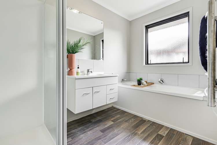 12 Edward Street Grandview Heights_15