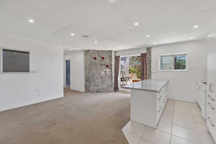 13 Cowling Road Hurdon_22