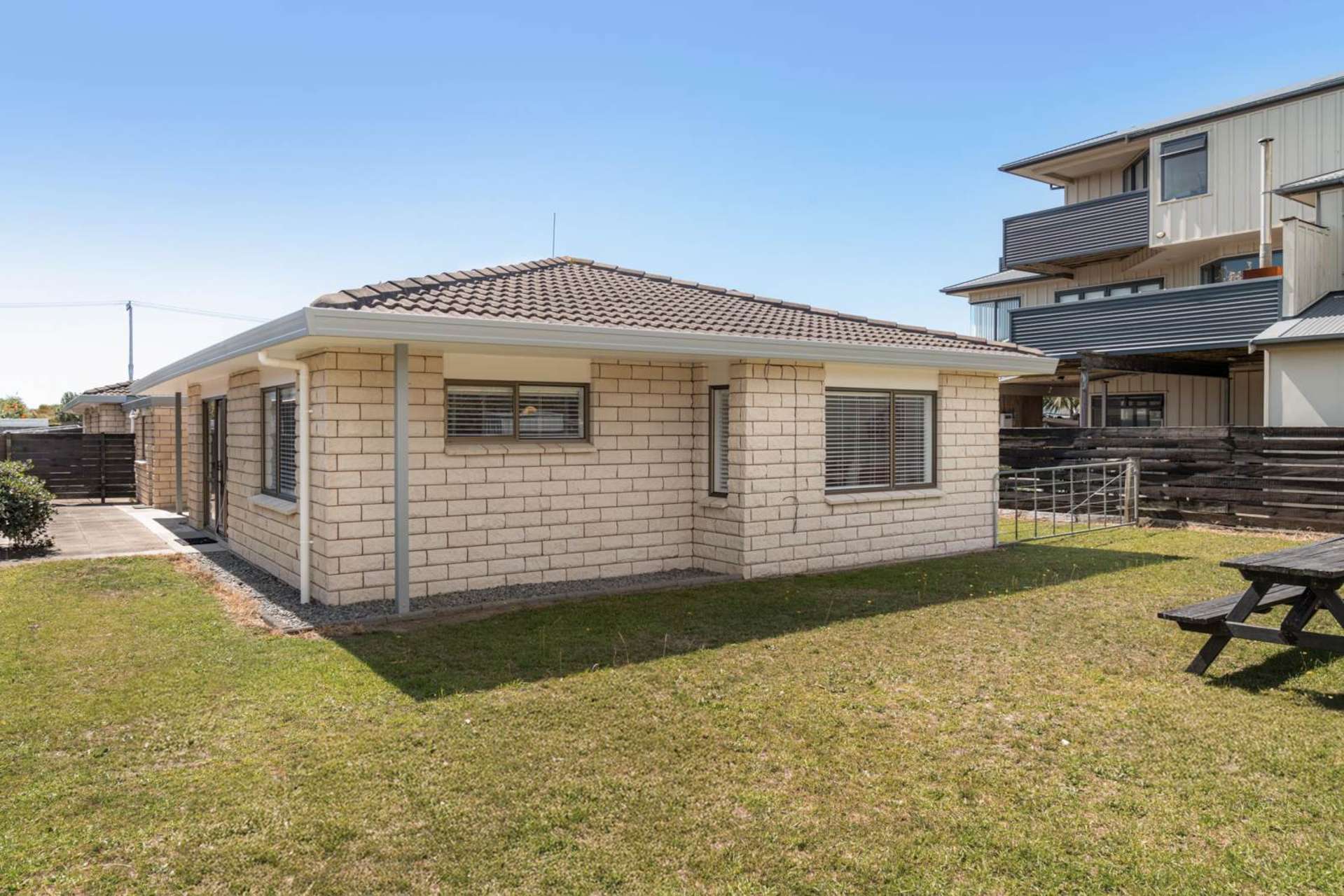 914b Papamoa Beach Road Papamoa_0