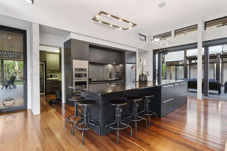 70 Taumata Road Big Omaha_7