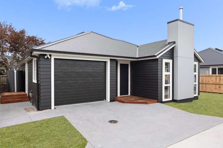 2/70 Thompson Street Leamington_0