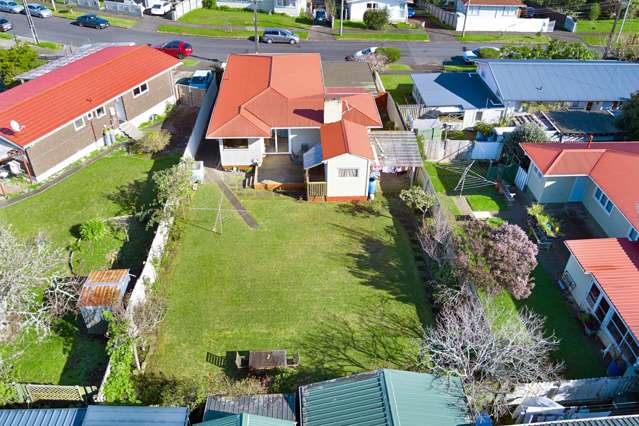 4 Falkirk Street Blockhouse Bay_3