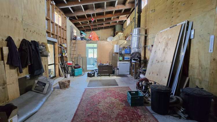 711B La Fontaine Road Harihari_14