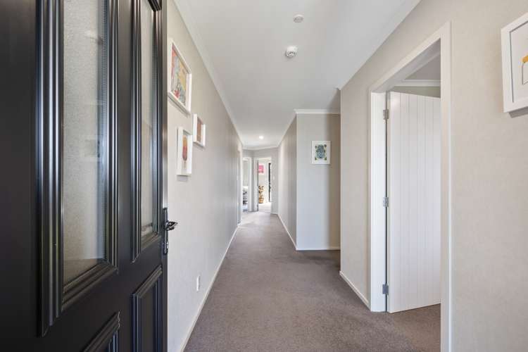 16 Chestnut Close Kelvin Grove_4