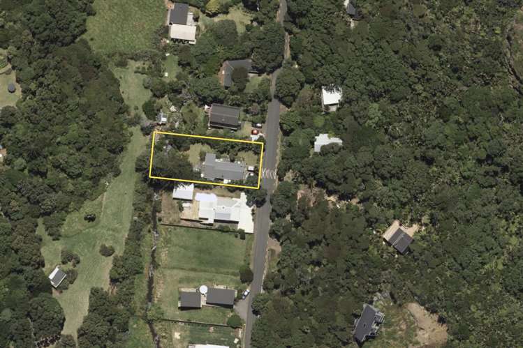 34 Karekare Road Karekare_31