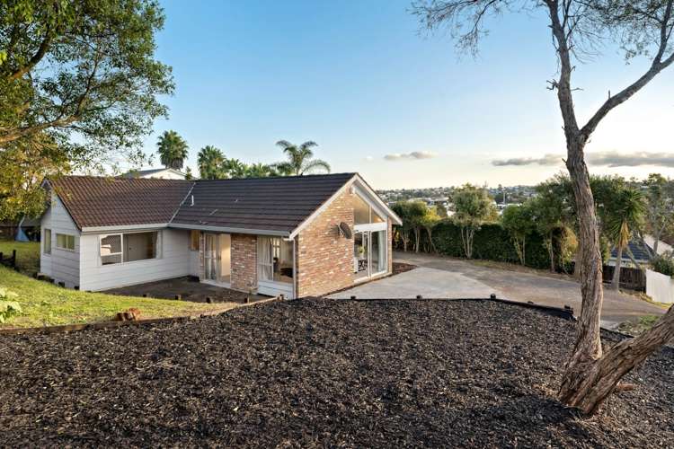 77 Kennedy Avenue Forrest Hill_14