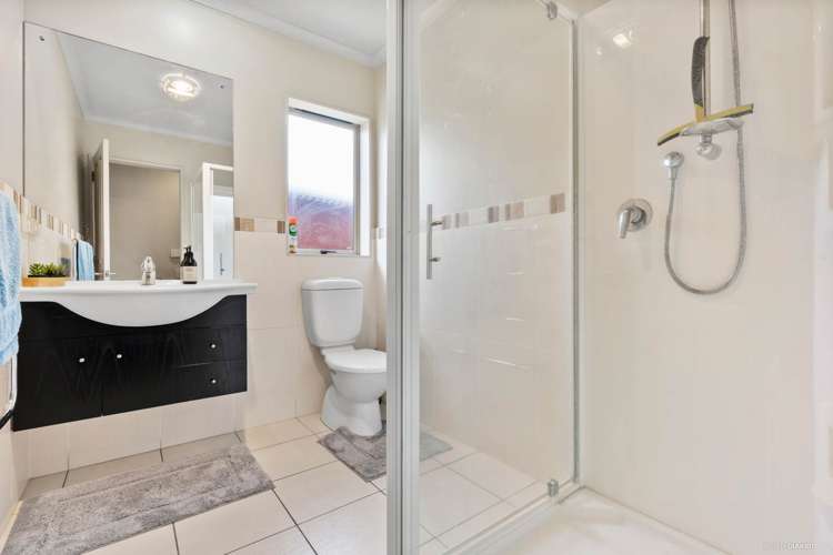 17 Silverwood Drive Flat Bush_6