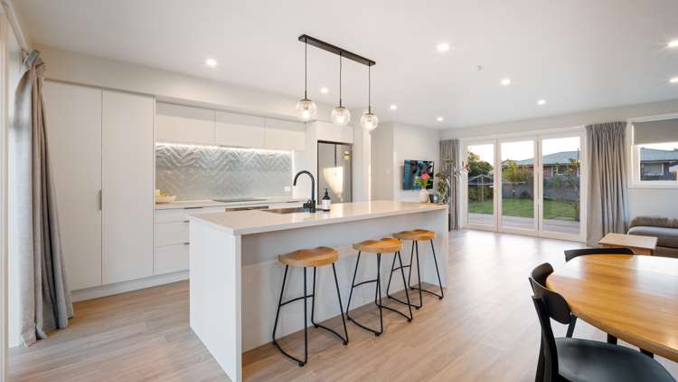 37 Torquay Place Bryndwr_2