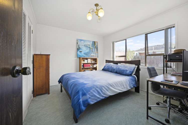 1/8 Mannering Place Hillcrest_7