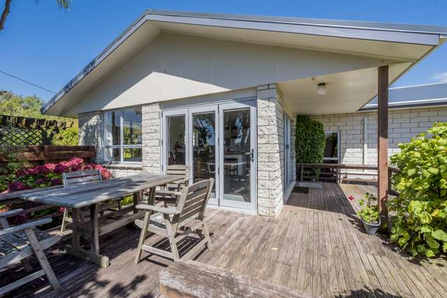 105 Rangiuru Road Otaki Beach_4