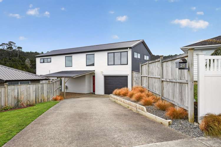 24 Jeroboam Loop Kumeu_38