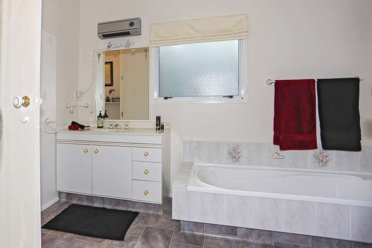 9 Te Arawa Place Welcome Bay_15