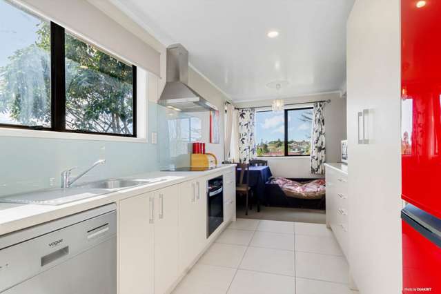 103 Solar Road Glen Eden_1