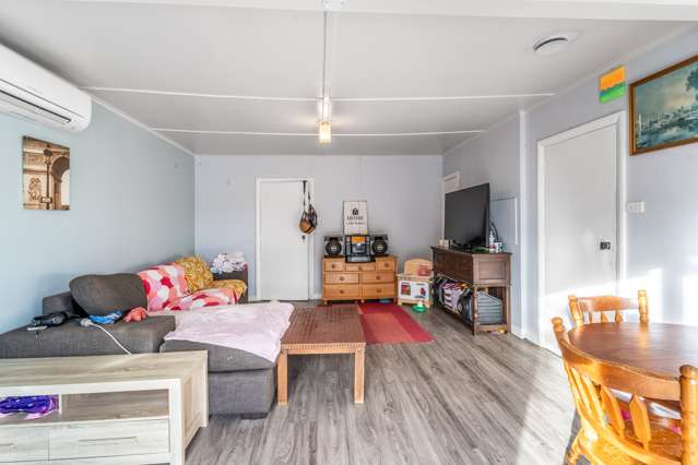 15 Queen Street Winton_2