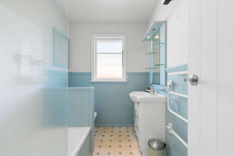 1/44 Peer Street Upper Riccarton_9