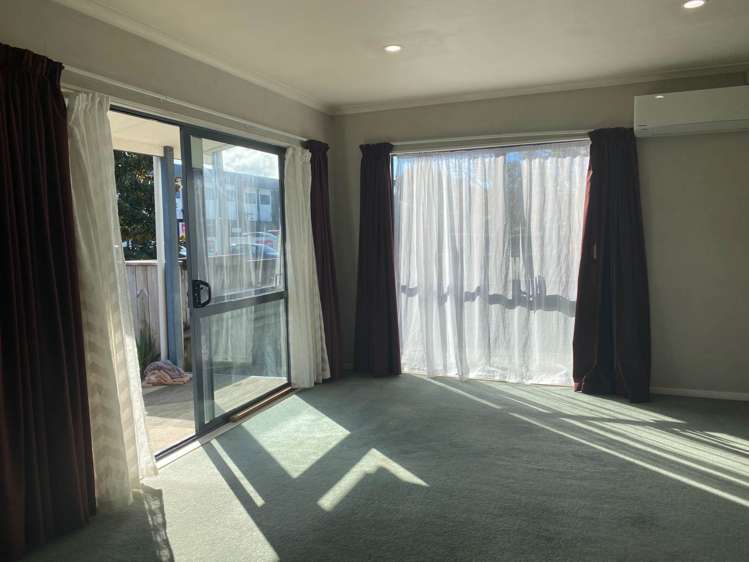 76 Aranui Road Mount Wellington_3