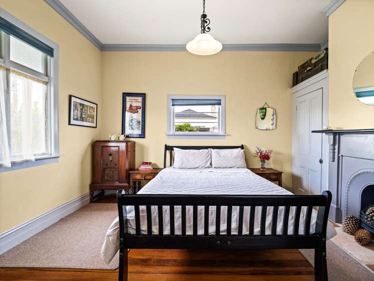 24 and 24A Main Road Owaka_8