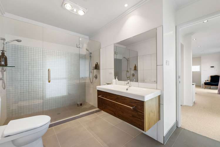 369A Oceanbeach Road Mt Maunganui_15