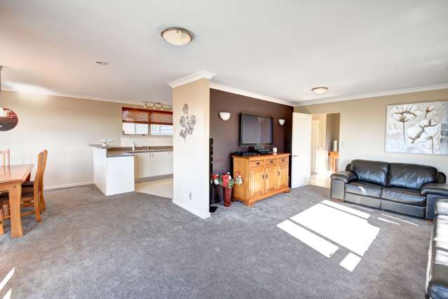 35 Joe Brown Avenue Mosgiel_3