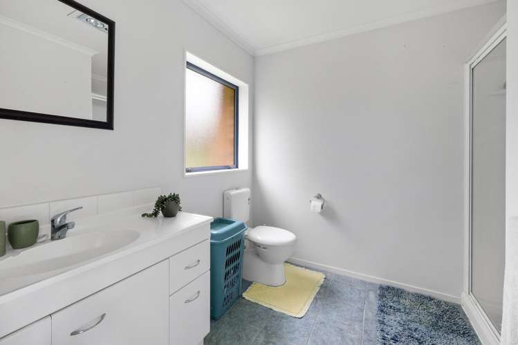 42 Paul Street Pukehangi_12