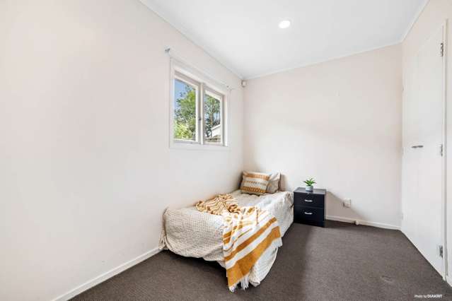 2/21 Beswick Place Birkdale_4