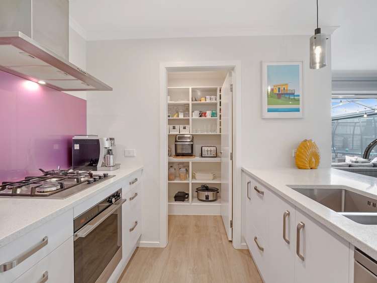 13 Mediterranean Grove Fitzherbert_6